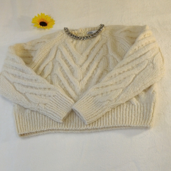 Zara Sweaters - Zara Cream Cable Knit Sweater